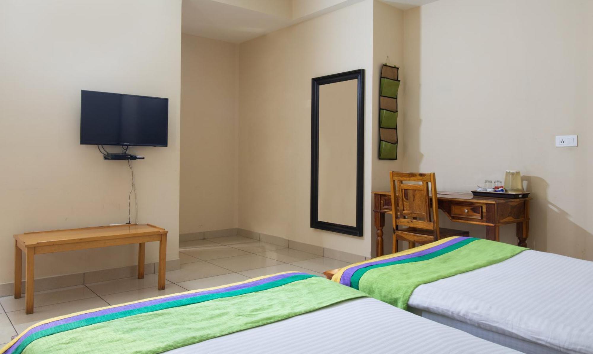 Treebo The Anchorage Malviya Nagar Jaipur Exterior foto