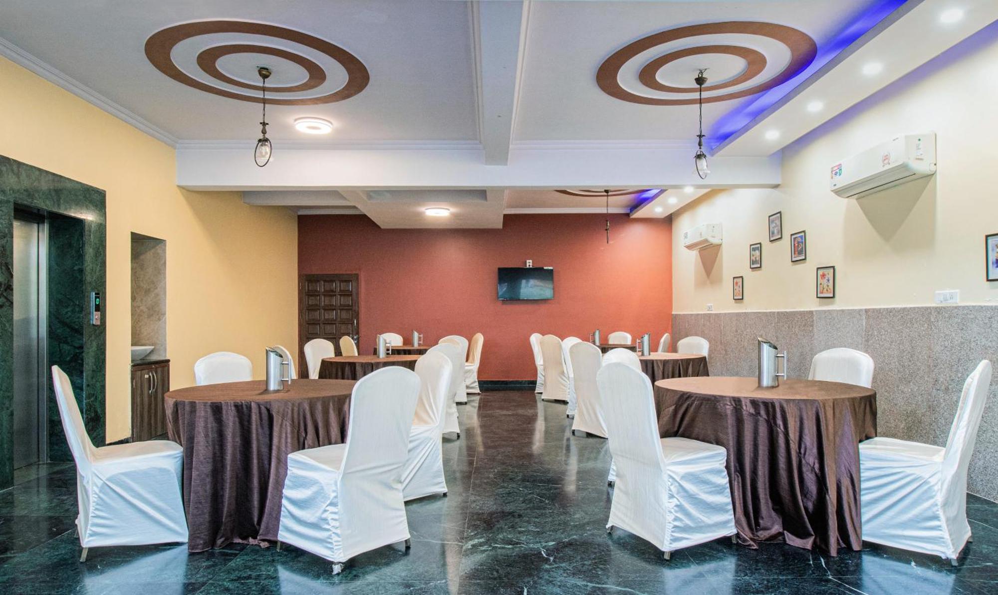 Treebo The Anchorage Malviya Nagar Jaipur Exterior foto